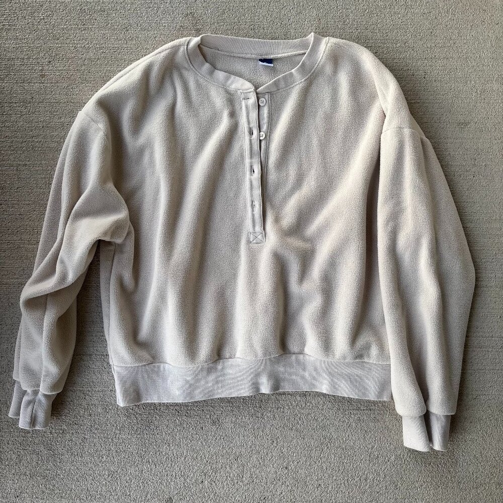 Old Navy henley pullover